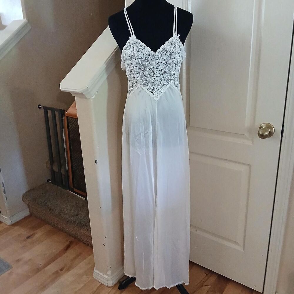 Vintage Y2K 90s White Lace Top Slip Dress Low Open V-Back Coquette Fairy Sexy